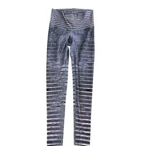 Rare Niyama Sol leggings blue/purple design size small